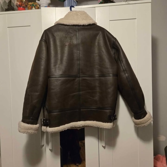 Shearling B3 Jacket - Picture 3 of 7